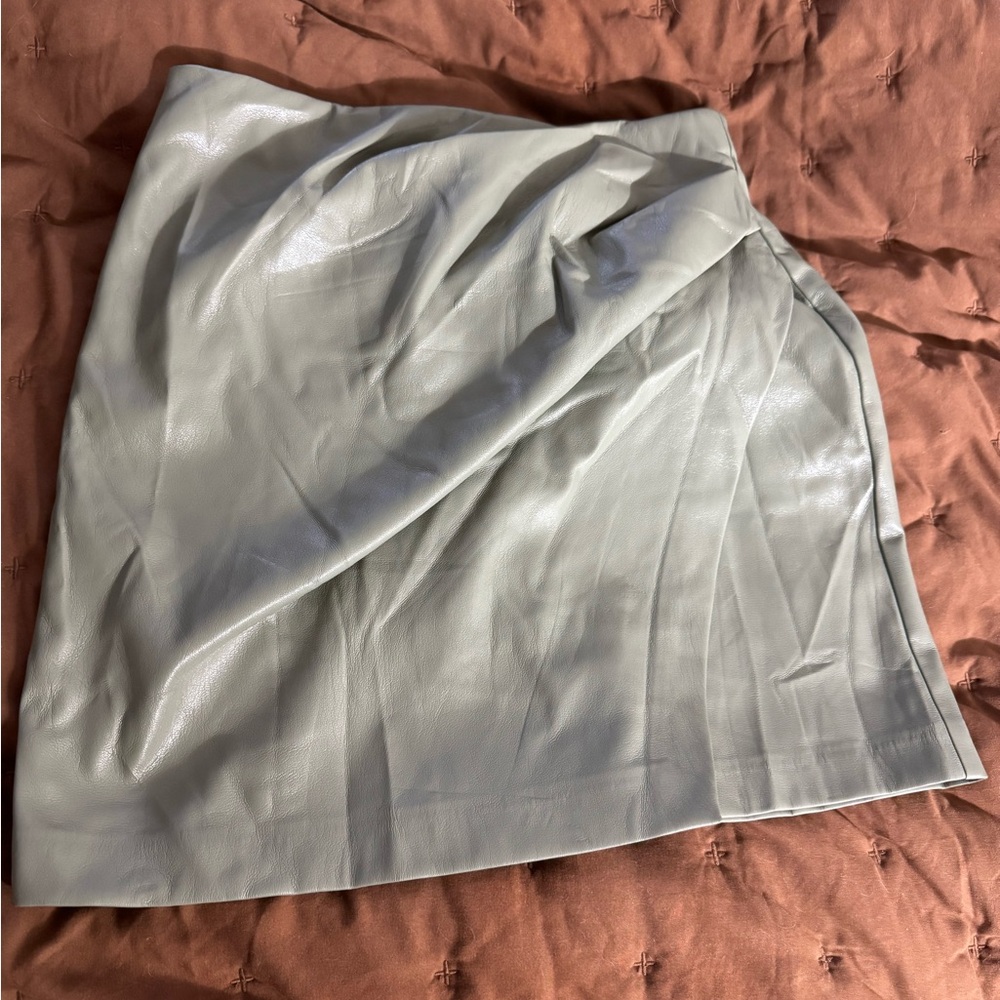 Wilfred Shimmering Silver Mini Skirt